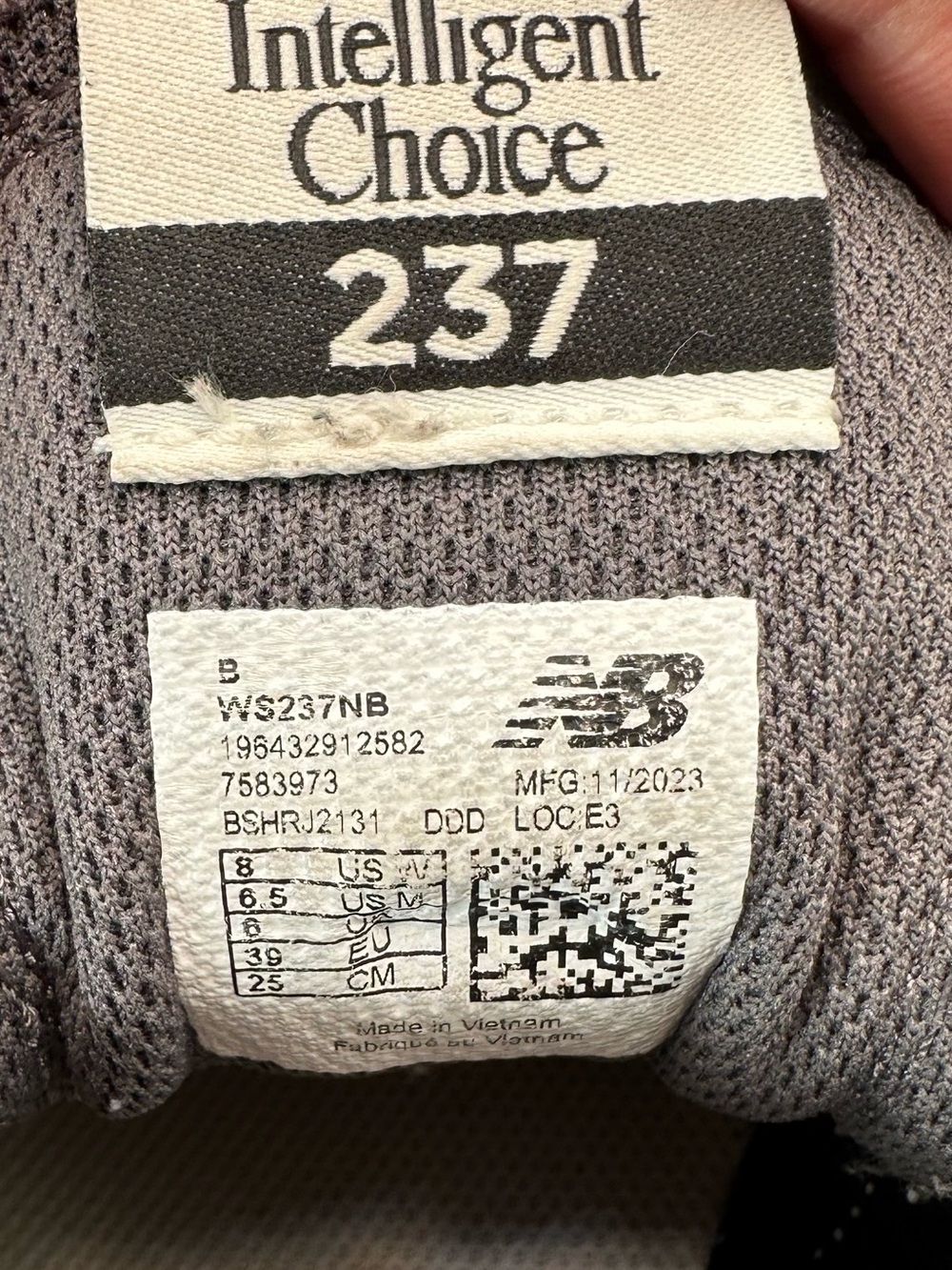 New Balance 237 Gray & Black Runner with White N Logo - Picture 7 of 8